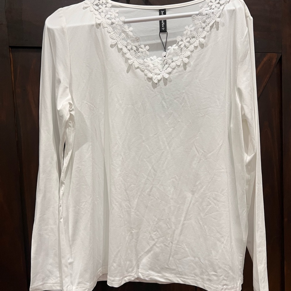 Long Sleeve with Lace Trim